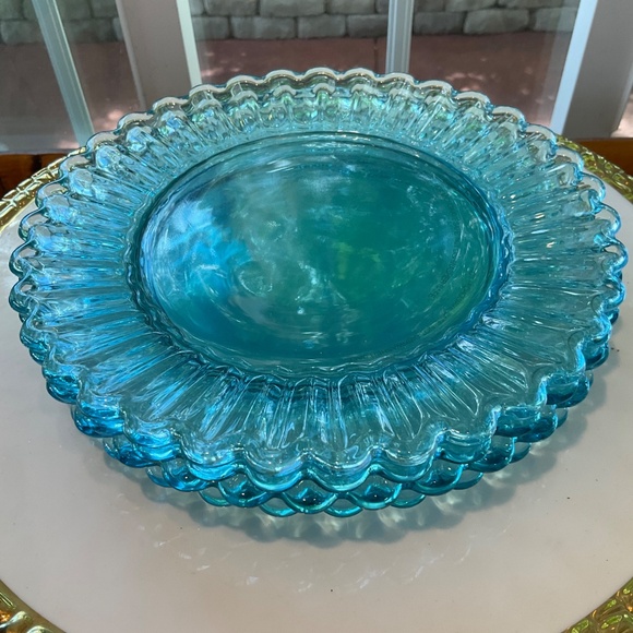 Beautiful Blue Glass Scallopped Small Plates 4 Total - Picture 3 of 6